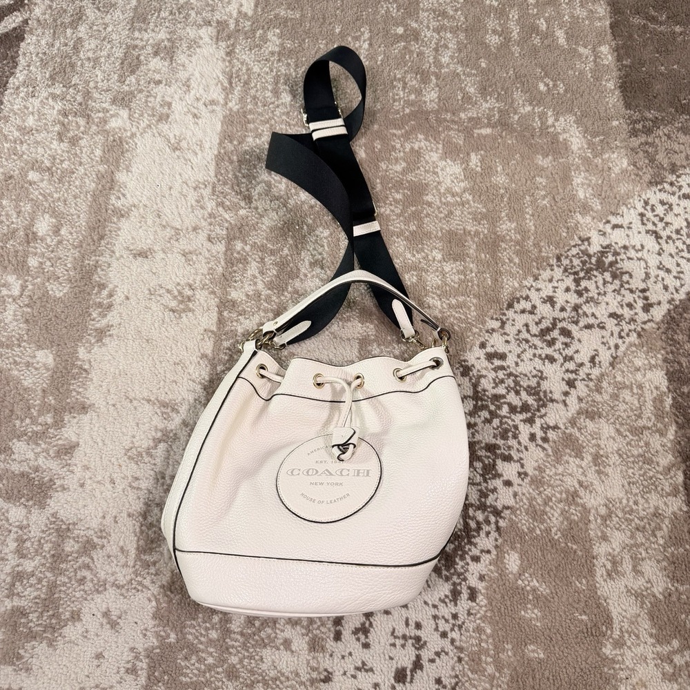 COACH Dempsey Drawstring Bucket Patch Bag Crossbody purse C4100 Chalk Ivory - Picture 2 of 6